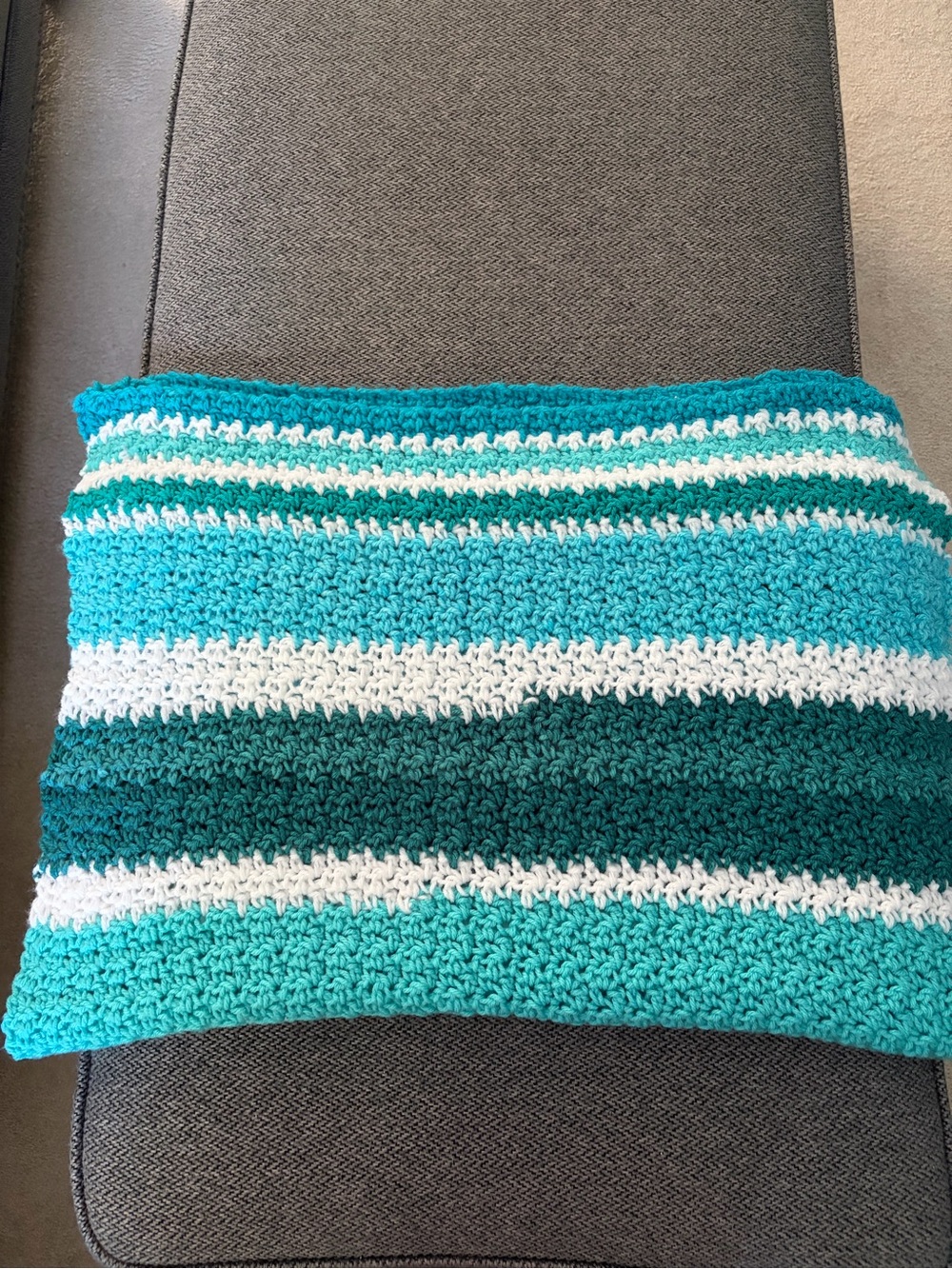 Hand Crocheted Rectangular Prayer Shawl - Picture 4 of 5